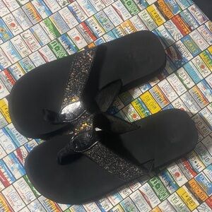 Yellow Box Black Glitter Thong Sandals Women’s Size 10
